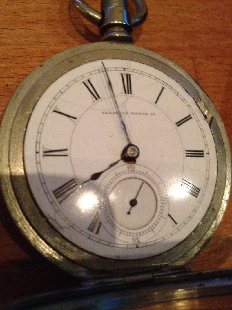 Illustration for article titled Old watch.
